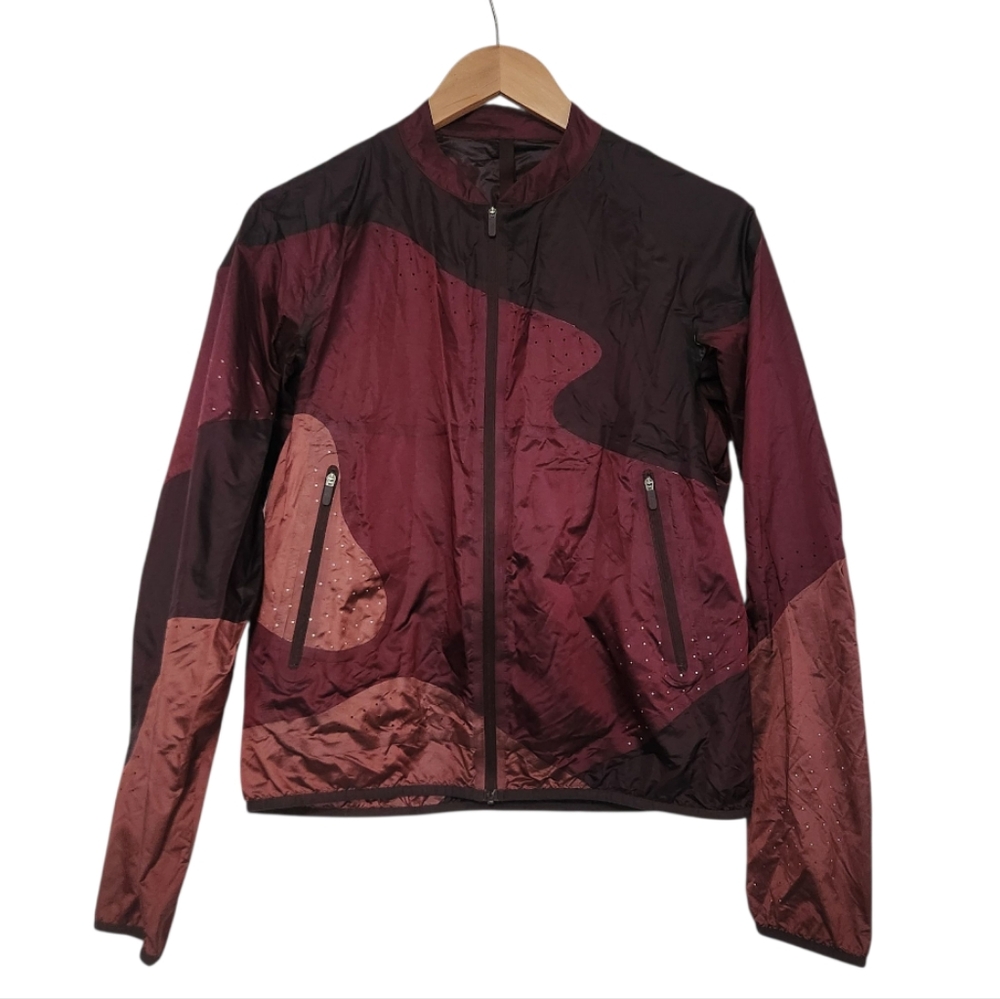 lululemon athletica Women's Wind Breaker Jacket in Burgundy 6